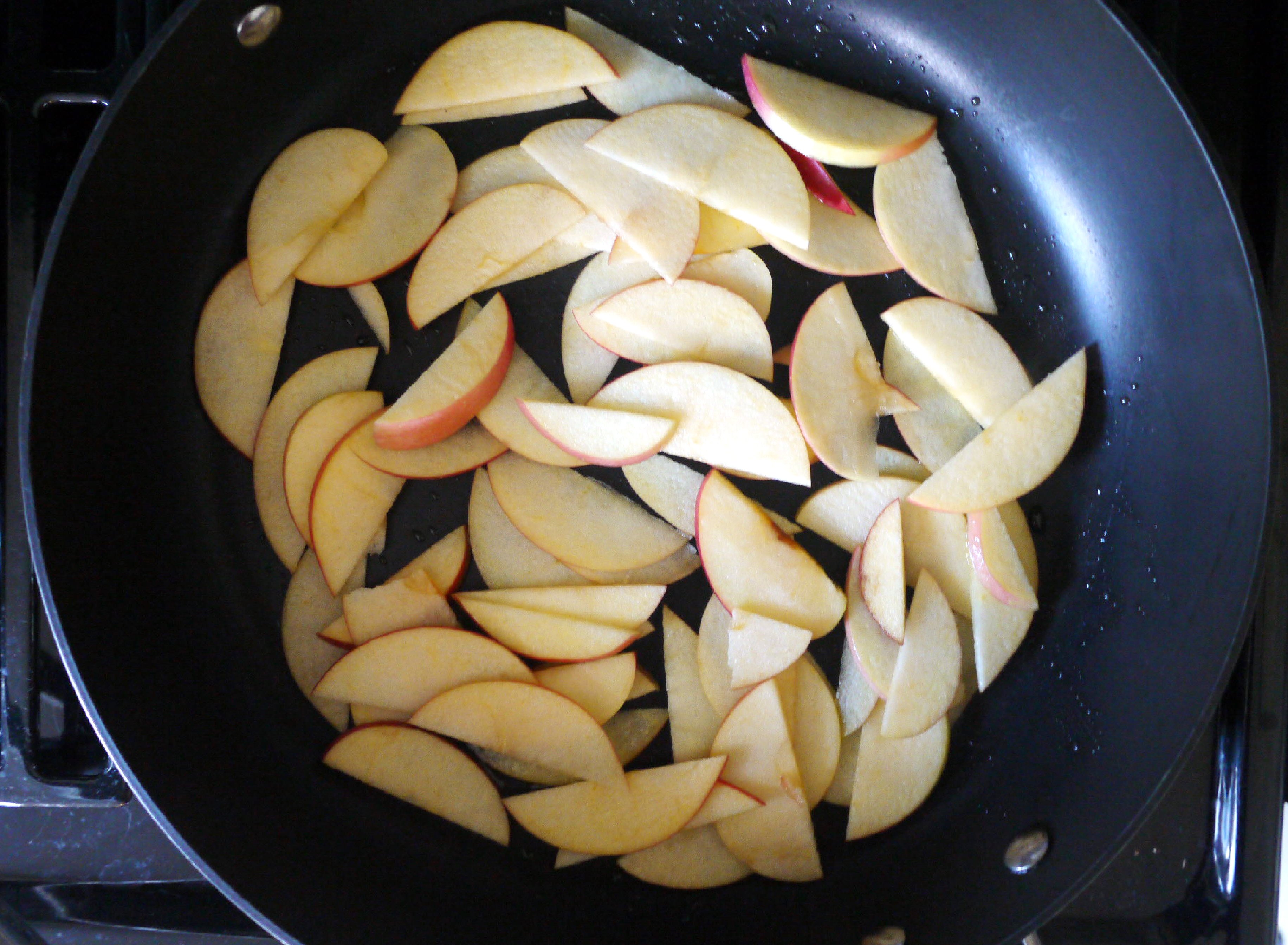 Apples Cooking1 
